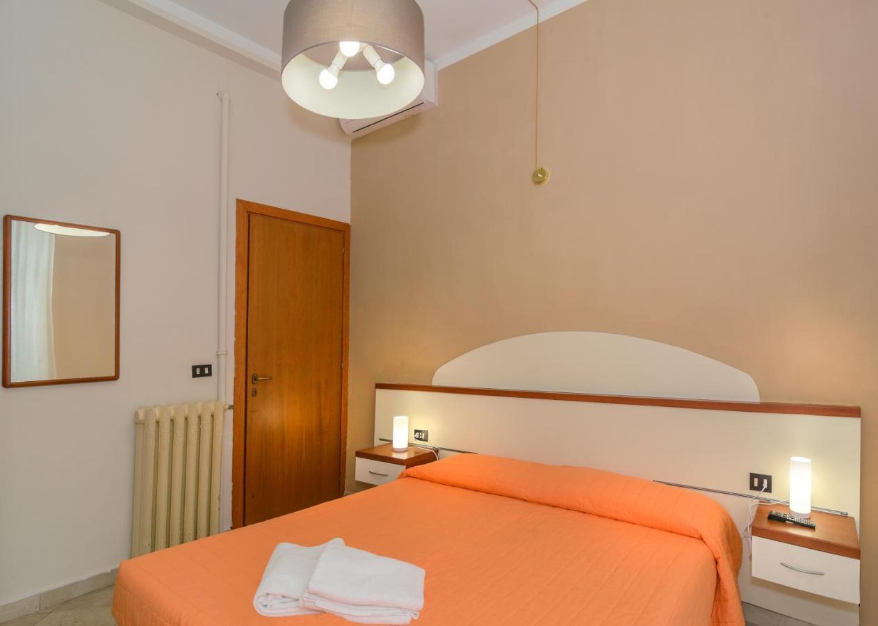 Grazia 2* Viareggio