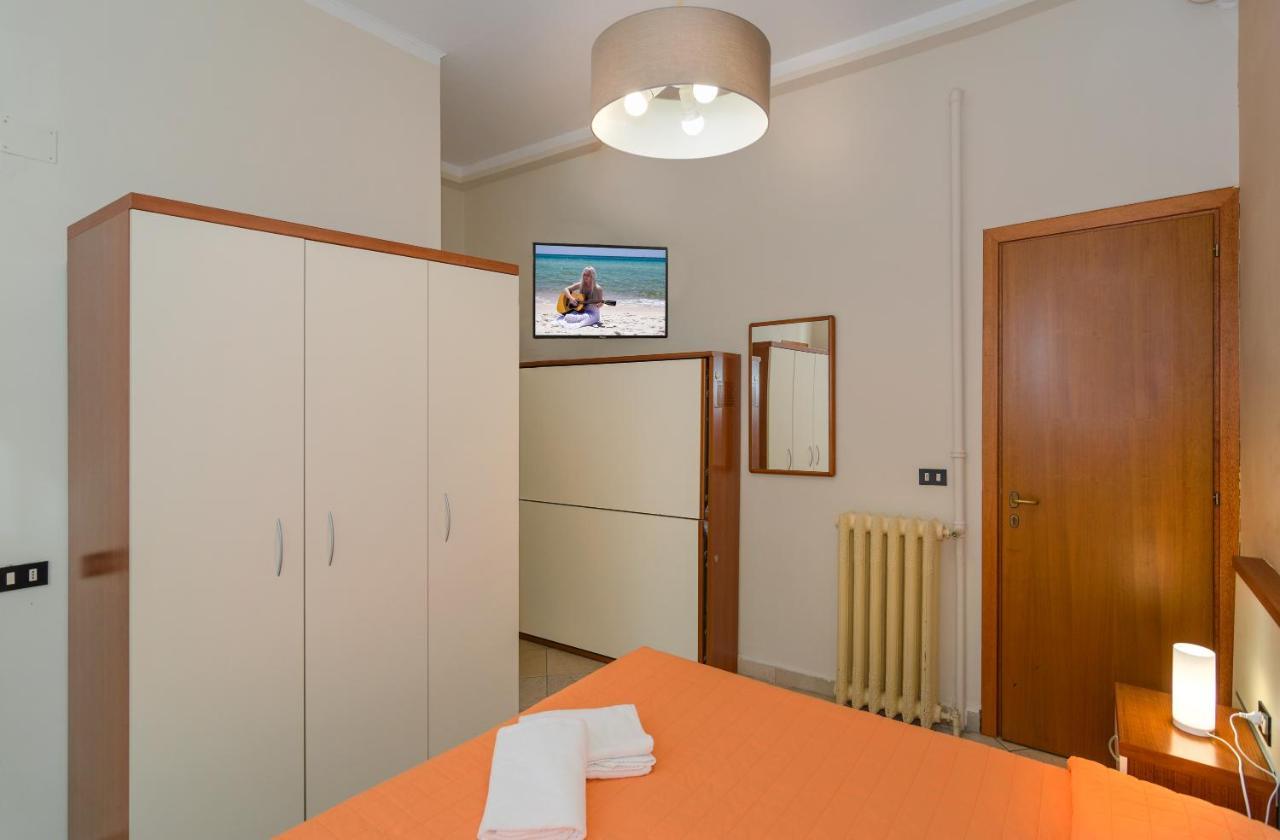 Grazia 2* Viareggio